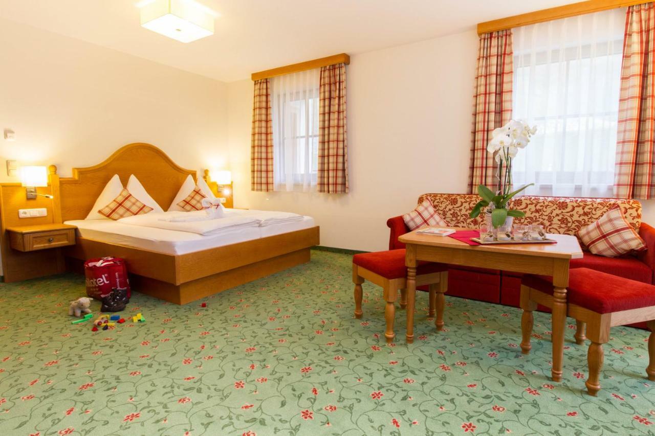 Familienhotel Oberkarteis Hüttschlag Exterior foto